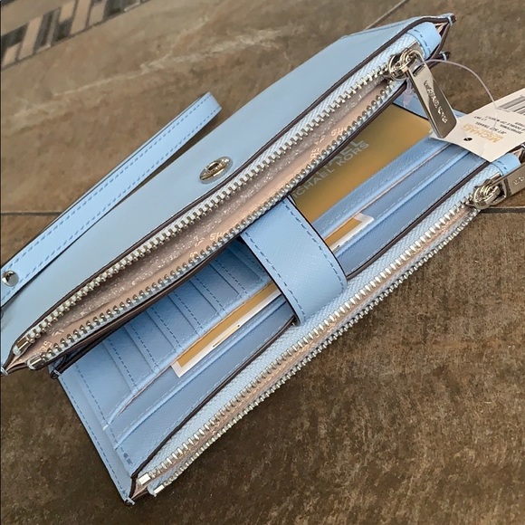 MICHAEL KORS LG DOUBLE ZIP WRISTLET Vista Blue - Picture 8 of 16